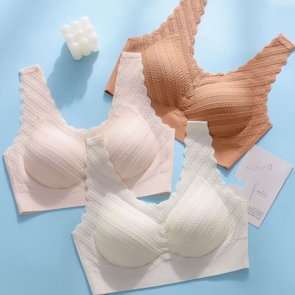 บราลูกไม้ไร้รอยต่อ สายกว้าง ดี - Bralette Triangle Set บทวิจารณ์และราคา