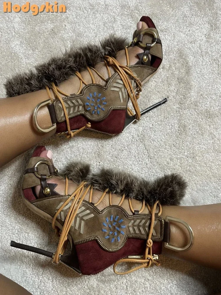 รองเท้าส้นสูงแบบรัดส้นประดับขน - Sandal Strappy Heeled บทวิจารณ์และราคา